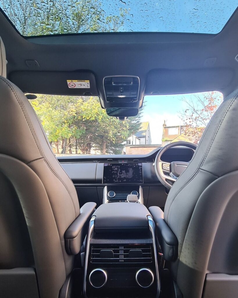 Range Rover 2023 P400e Hybrid Hire London