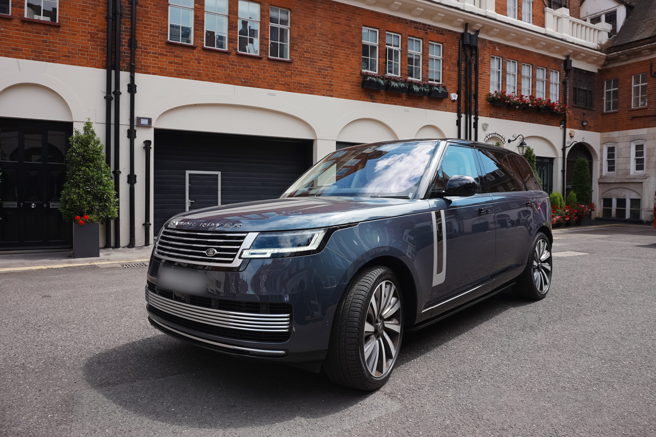 The Ultimate Range Rover By Season Car Rental